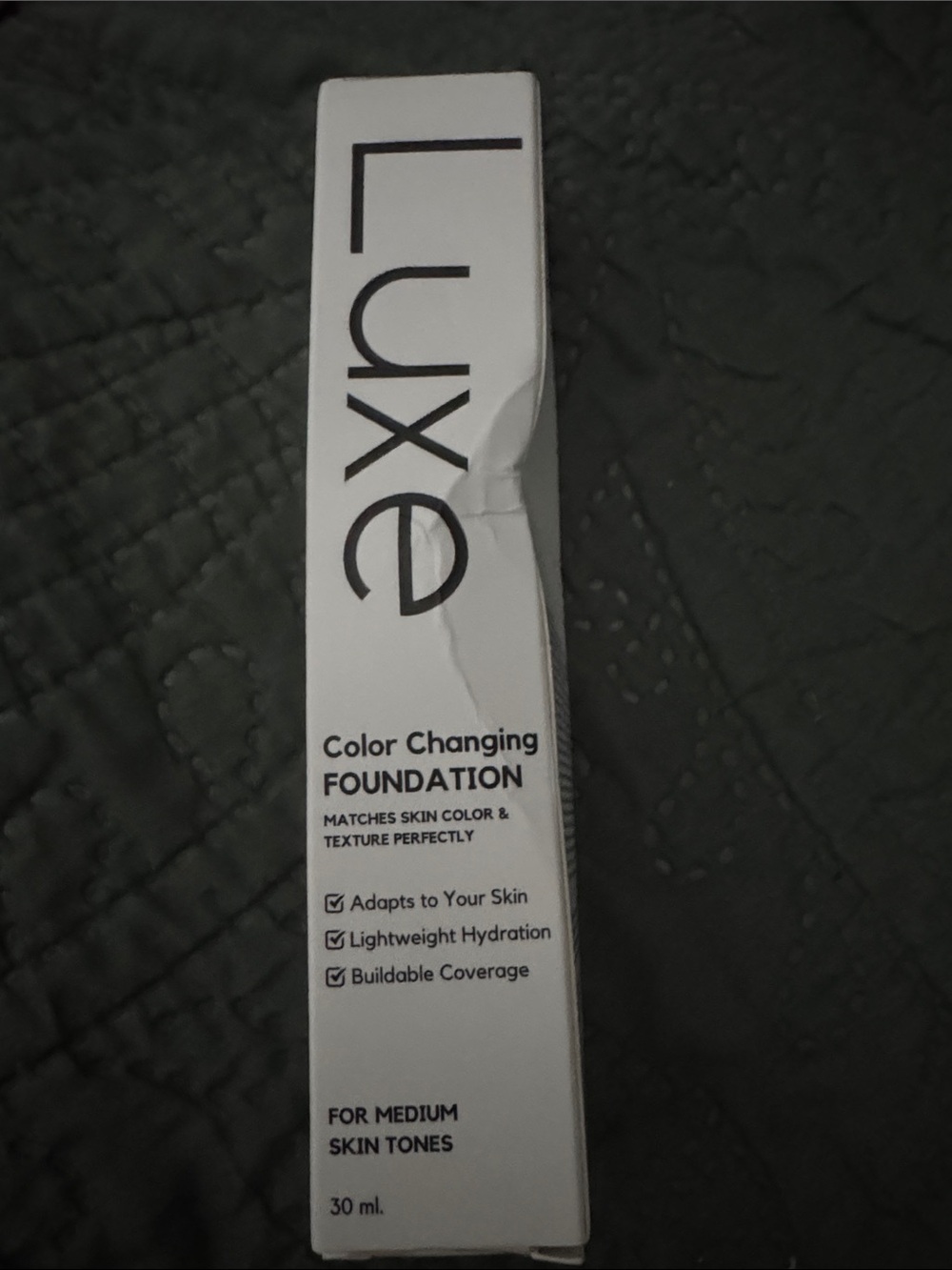 Luxe Color Changing Foundation Box – White